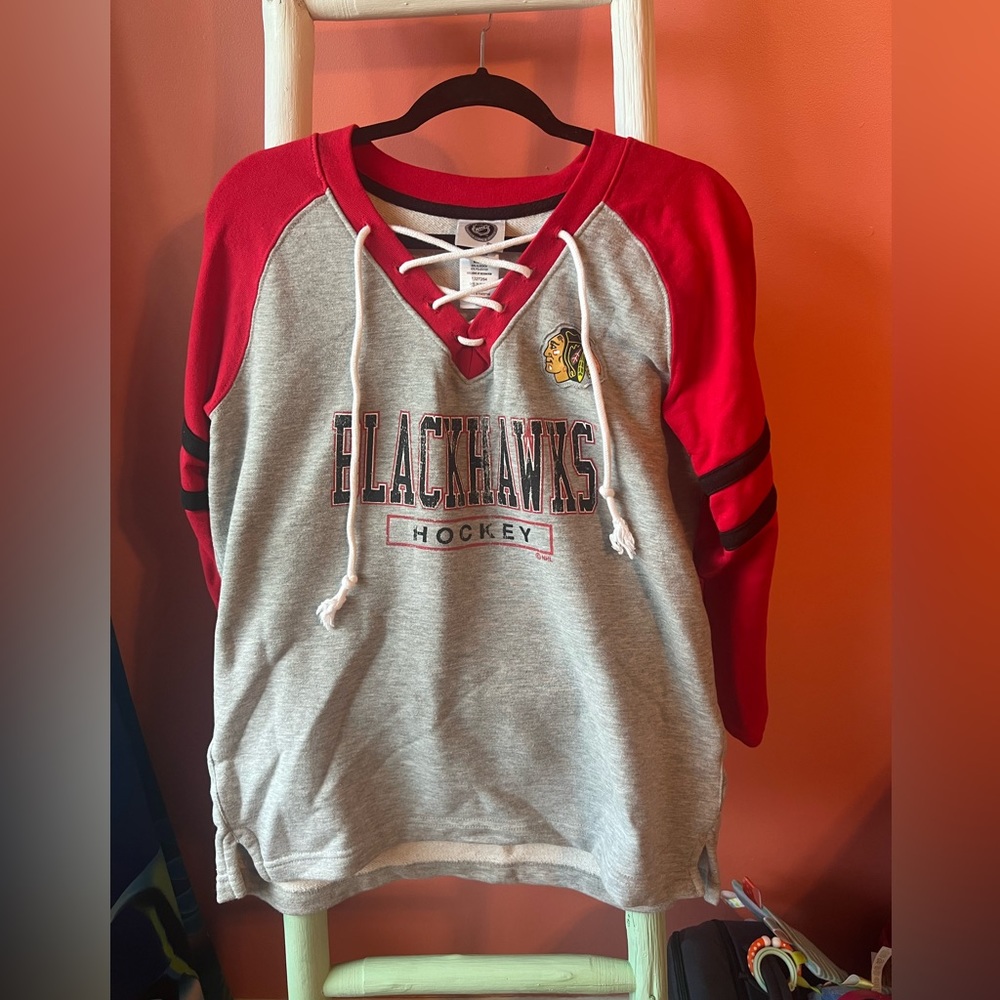 Womens NHL Chicago Blackhawks Tee, size L
